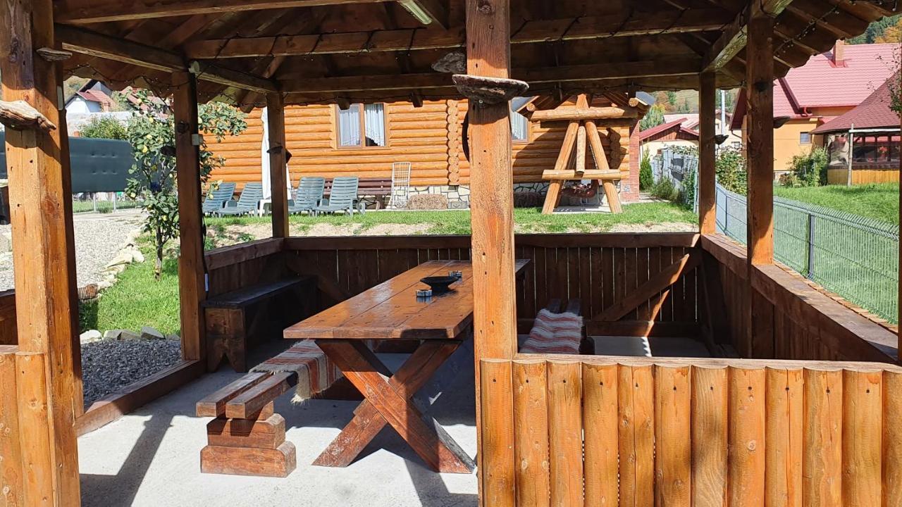 Cabana Alesia, Relaxare La Poalele Raraului Campulung Moldovenesc Exterior photo