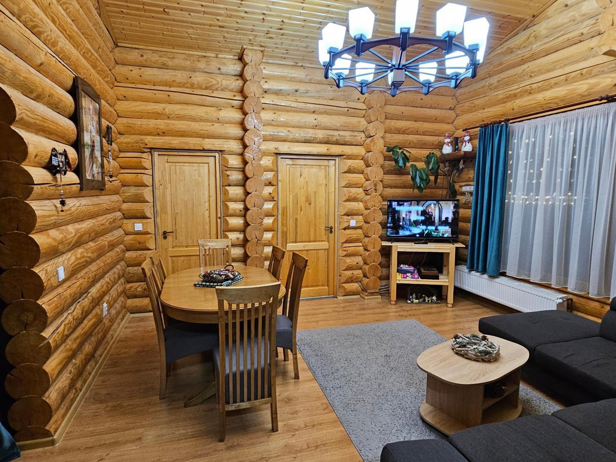 Cabana Alesia, Relaxare La Poalele Raraului Campulung Moldovenesc Exterior photo